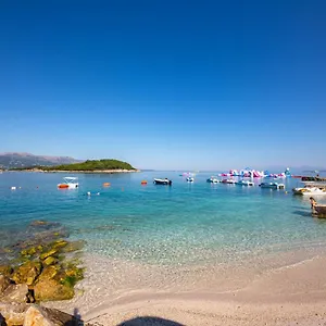 Otel New Crystal, Ksamil